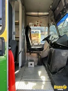 2004 Workhorse All-purpose Food Truck Exterior Customer Counter New York Diesel Engine for Sale