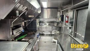 2004 Workhorse All-purpose Food Truck Floor Drains Washington Gas Engine for Sale
