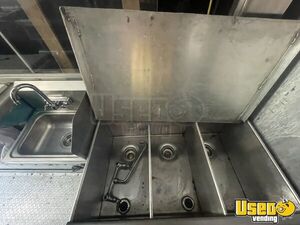 2004 Workhorse All-purpose Food Truck Interior Lighting Texas for Sale