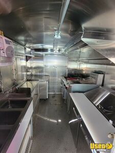 2004 Workhorse Food Truck All-purpose Food Truck Stainless Steel Wall Covers Maryland for Sale