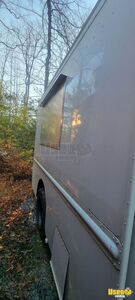 2004 Workhorse Food Truck All-purpose Food Truck Stovetop Maryland for Sale