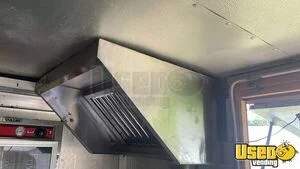 2004 Workhorse Kitchen Food Truck All-purpose Food Truck Soda Fountain System New Jersey Gas Engine for Sale