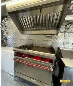 2004 Workhorse P42 All-purpose Food Truck Backup Camera Illinois Gas Engine for Sale