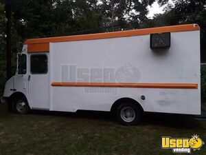 2004 Workhorse Stepvan Michigan for Sale