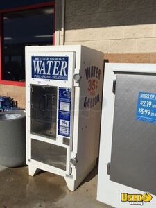 20042016 Awv-100 & Awv-100b,awv-100a Other Ice Vending Machine 7 Texas for Sale