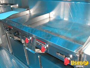 2005 18' Gourmet Kitchen All-purpose Food Truck Stainless Steel Wall Covers California Gas Engine for Sale