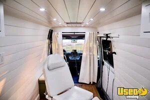2005 2500 Sprinter Mobile Hair & Nail Salon Truck 14 Oklahoma Diesel Engine for Sale
