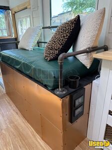 2005 300 Mobile Hair & Nail Salon Truck Shore Power Cord Indiana Diesel Engine for Sale
