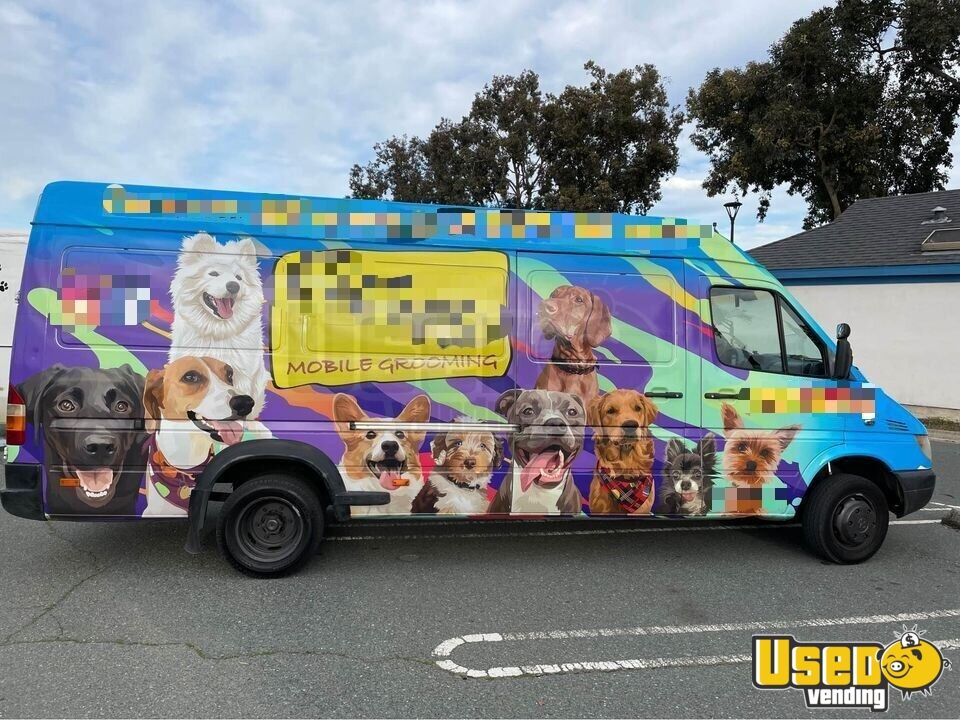 Nice 2005 Dodge Sprinter 3500 Diesel Mobile Dog Grooming Van for Sale