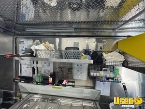 2005 All-purpose Food Truck 33 Virginia Diesel Engine for Sale