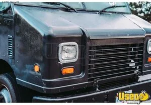 2005 All-purpose Food Truck 92 Virginia Diesel Engine for Sale
