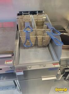 2005 All-purpose Food Truck All-purpose Food Truck Electrical Outlets Florida Diesel Engine for Sale