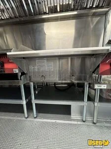 2005 All-purpose Food Truck Interior Lighting Virginia Diesel Engine for Sale