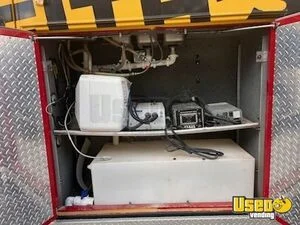 2005 C4 All-purpose Food Truck Triple Sink Texas Diesel Engine for Sale