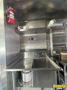 2005 Chassis M Line All-purpose Food Truck Prep Station Cooler Montana Diesel Engine for Sale