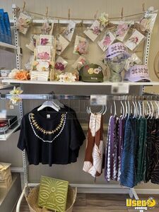 2005 Chassis M, Tsn Body Mobile Boutique Back-up Alarm Nevada Diesel Engine for Sale