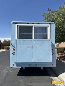 2005 Chassis M, Tsn Body Mobile Boutique Cabinets Nevada Diesel Engine for Sale