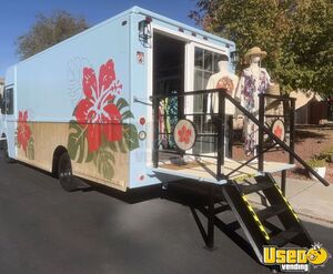 2005 Chassis M, Tsn Body Mobile Boutique Concession Window Nevada Diesel Engine for Sale