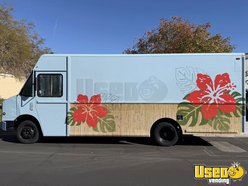 2005 Chassis M, Tsn Body Mobile Boutique Nevada Diesel Engine for Sale