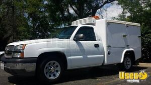 2005 Chevy 1500 Silverado Catering Food Truck Illinois Gas Engine for Sale