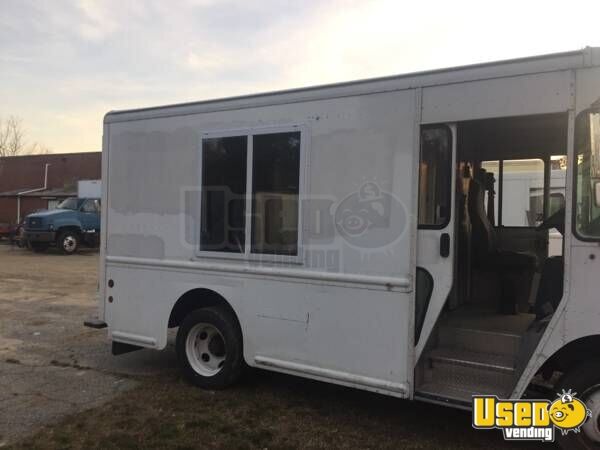 Chevy Mobile Business Truck for Sale in North Carolina