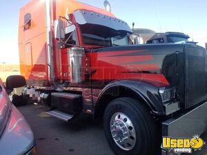 2005 Classic Freightliner Semi Truck Utah for Sale