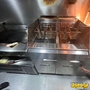 2005 Custom Chassis Forward Co All-purpose Food Truck Chef Base Florida Gas Engine for Sale