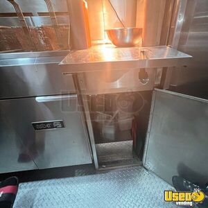 2005 Custom Chassis Forward Co All-purpose Food Truck Fryer Florida Gas Engine for Sale