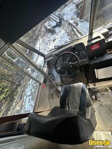 2005 Custom P42 All-purpose Food Truck Stovetop Utah Diesel Engine for Sale