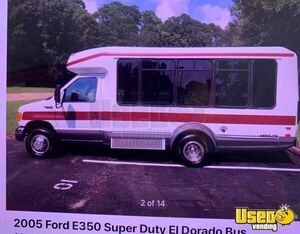 2005 E-350 Shuttle Bus Shuttle Bus Texas Gas Engine for Sale