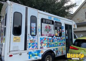 2005 E-450 Ice Cream Truck Ice Cream Truck Air Conditioning Texas Gas Engine for Sale