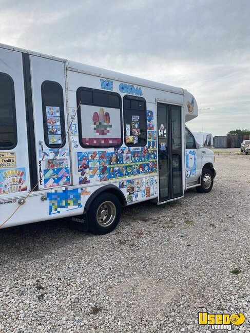 2005 E-450 Ice Cream Truck Ice Cream Truck Texas Gas Engine for Sale