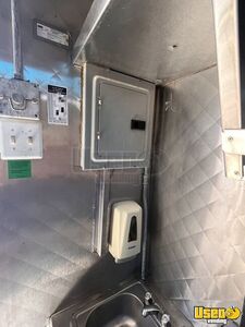 2005 E350 All-purpose Food Truck Exterior Lighting California Gas Engine for Sale