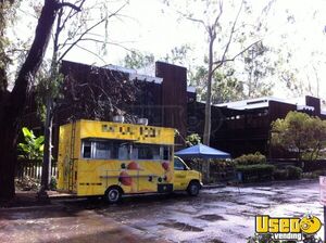 2005 E350 All-purpose Food Truck Floor Drains California Gas Engine for Sale
