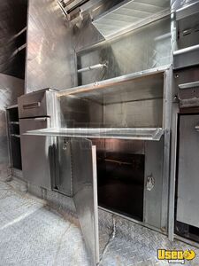 2005 E350 All-purpose Food Truck Transmission - Automatic California Gas Engine for Sale
