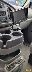 2005 E350 Catering Food Truck Floor Drains New Jersey Gas Engine for Sale