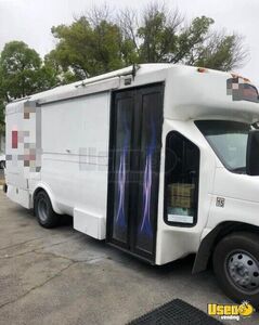 2005 21' Ford E450 Diesel Food Truck with Pro-Fire Suppression for Sale in California!