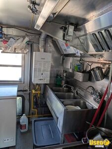 2005 E450 All-purpose Food Truck Chargrill Alberta Diesel Engine for Sale