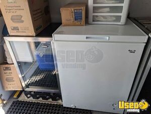 2005 E450 All-purpose Food Truck Deep Freezer Alberta Diesel Engine for Sale