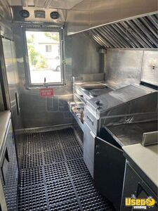 2005 E450 All-purpose Food Truck Diamond Plated Aluminum Flooring California Gas Engine for Sale