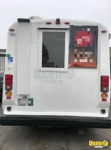 2005 E450 All-purpose Food Truck Stainless Steel Wall Covers California Gas Engine for Sale