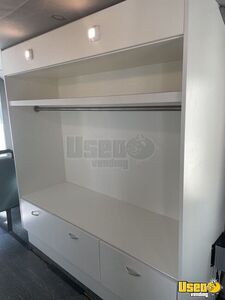 2005 E450 Mobile Boutique Back-up Alarm California Gas Engine for Sale