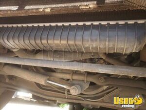 2005 E450 Pet Care / Veterinary Truck 26 California Gas Engine for Sale