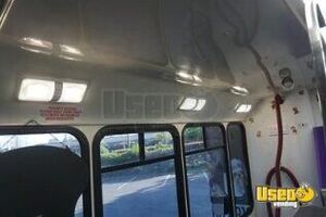 2005 E450 Pet Care / Veterinary Truck Additional 1 California Gas Engine for Sale