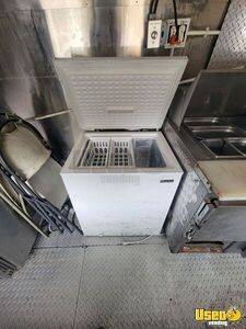 2005 E450 Super Duty All-purpose Food Truck Prep Station Cooler New York Gas Engine for Sale