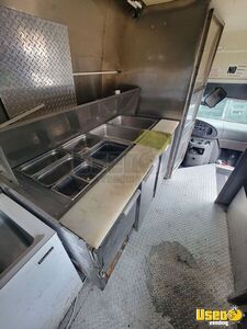2005 E450 Super Duty All-purpose Food Truck Refrigerator New York Gas Engine for Sale