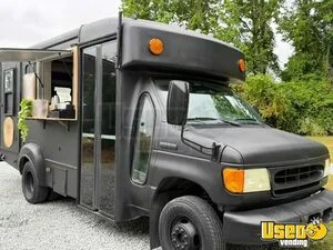 Turnkey - 2005 20' Ford Econoline Mobile Coffee Truck for Sale in North Carolina!