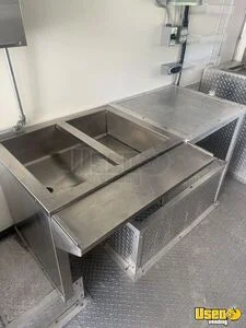2005 Econoline E-350 All-purpose Food Truck Diamond Plated Aluminum Flooring Virginia Gas Engine for Sale
