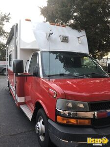 2005 Express Kitchen Food Truck All-purpose Food Truck New Jersey Gas Engine for Sale