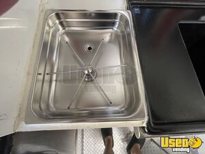 2005 F-450 Beverage - Coffee Trailer Soda Fountain System Nevada Diesel Engine for Sale